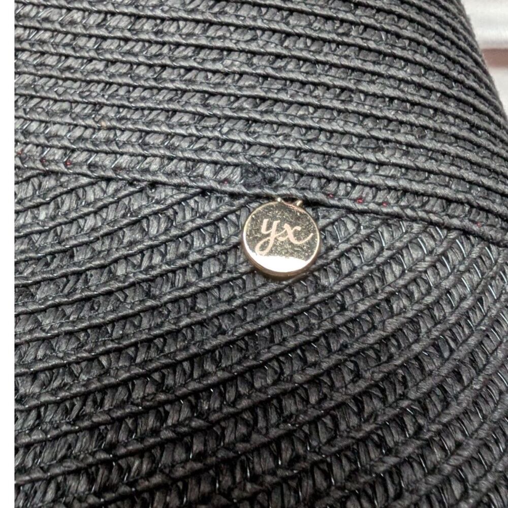 Women's Sun Visor Black Hat Adjustable NWOT - Picture 5 of 5